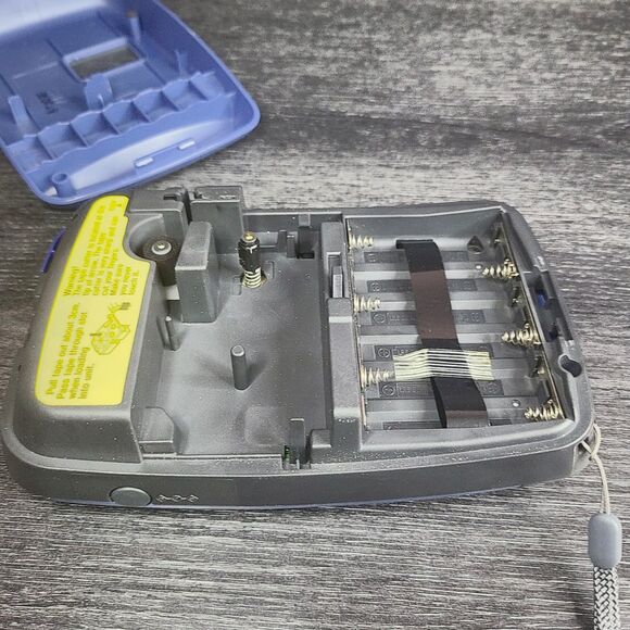 CASIO Label It! KL-100 EZ Label Maker Printer w Batteries + Warranty - Picture 4 of 5